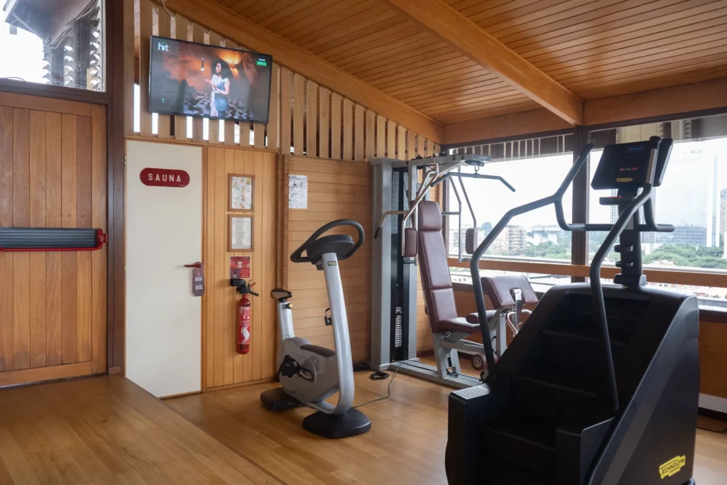 Salle de sport et accès au sauna